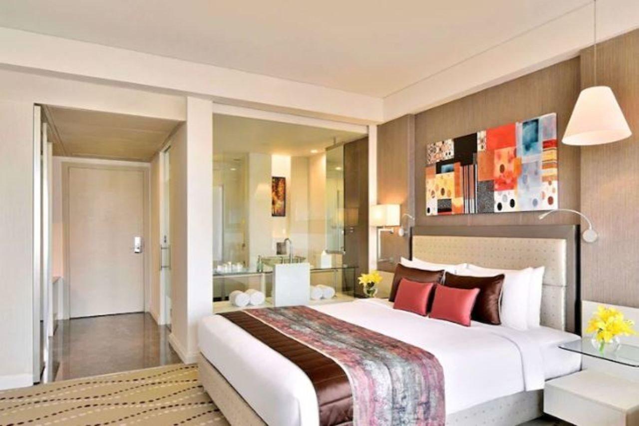 Radisson Blu Bengaluru Outer Ring Road Hotell Eksteriør bilde