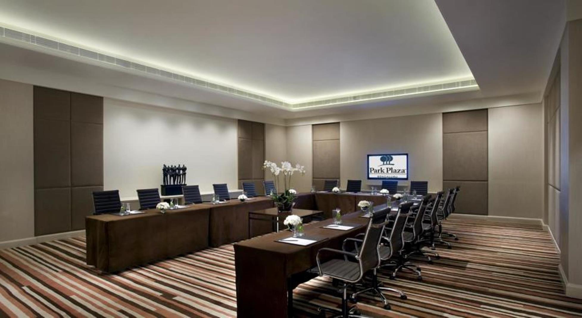 Radisson Blu Bengaluru Outer Ring Road Hotell Eksteriør bilde