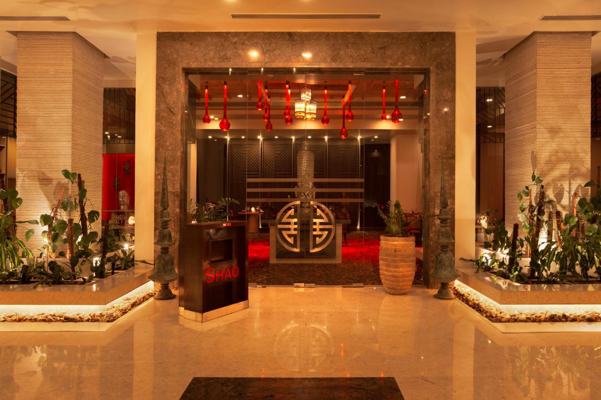 Radisson Blu Bengaluru Outer Ring Road Hotell Eksteriør bilde